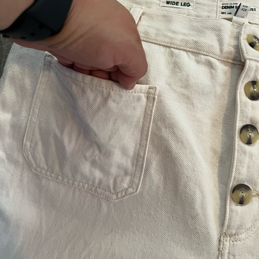 Anthropologie x River Island Pocket front wide leg jeans in ecru - Picture 7 of 12